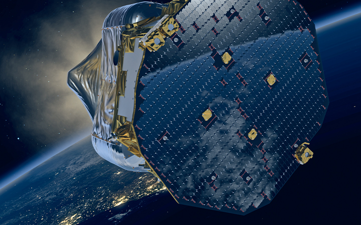 SCHOTT produces cover glass for satellite solar panels
