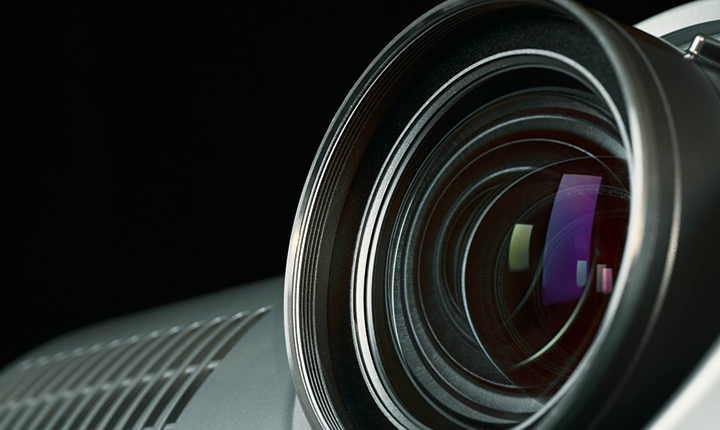 Glass lens of a digital projector