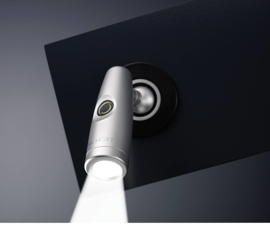 航空機客室読書灯の製品バリエーション | ショット