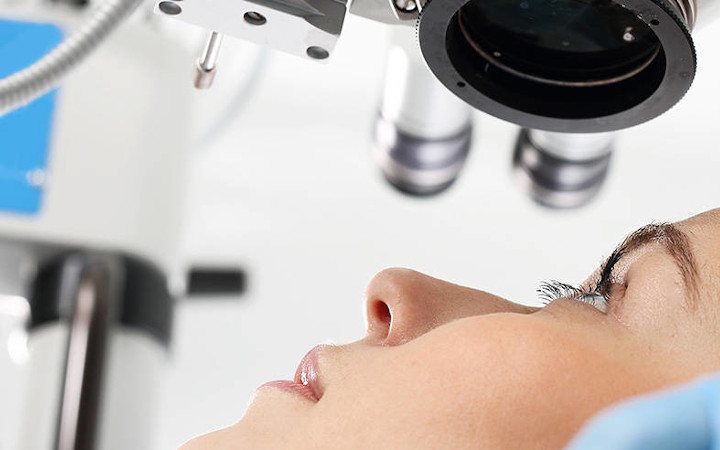 Opthalmic equipment uses a range of SCHOTT optical glass products	