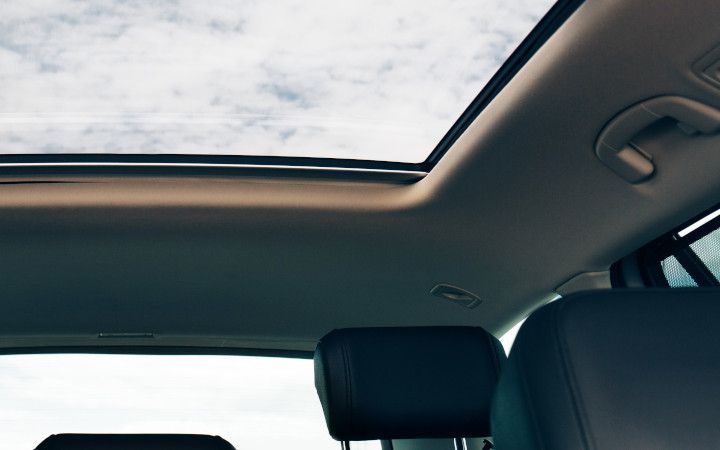 SCHOTT BOROFLOAT® is widely used for vehicle windows, windshields and sun roofs