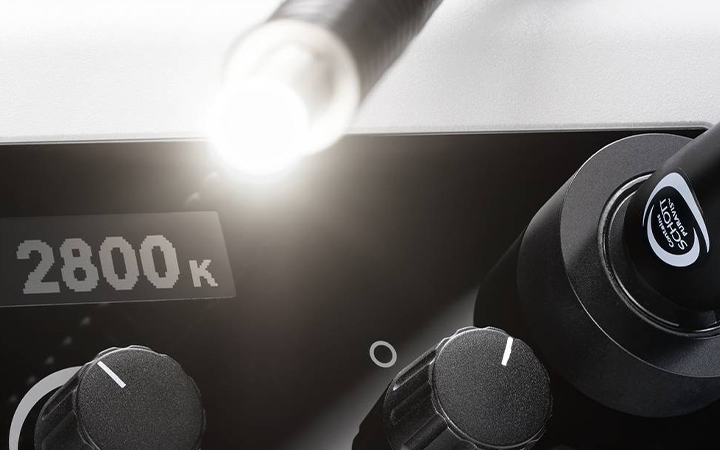 Effective microscopy relies on SCHOTT LED light sources and glass optical fibers	