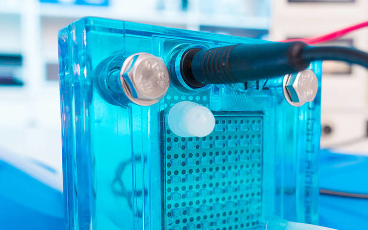 SCHOTT offers hermetically sealed packaging for solid oxide fuel cells