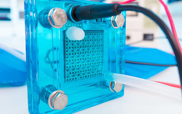 SCHOTT offers hermetically sealed packaging for solid oxide fuel cells 	