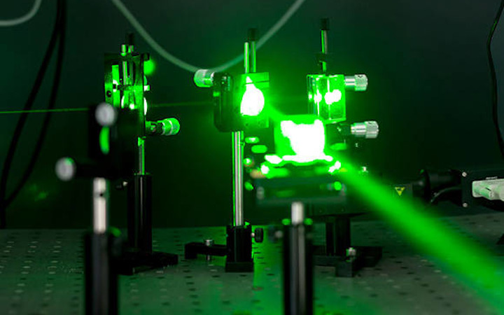 SCHOTT produces active laser glass for research facilities around the world	