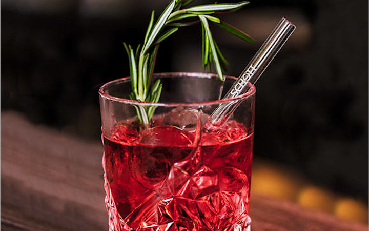 SCHOTT make sustainable glass straws that help the environment