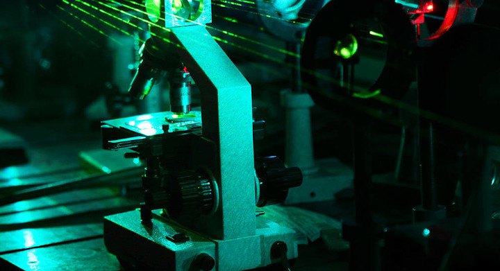 SCHOTT has decades of experience in glass materials and components for lasers Laser equipment in a laboratory