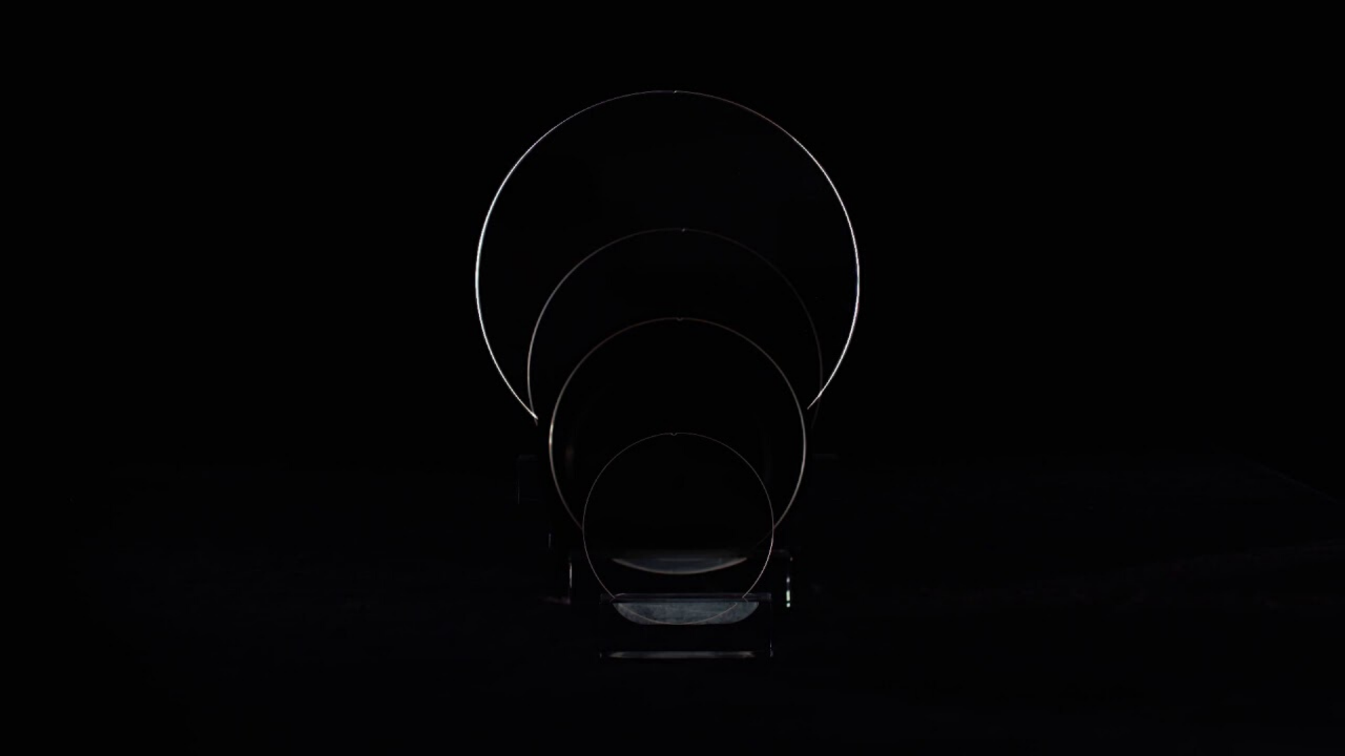 点击以了解关于肖特 RealView® 玻璃晶圆的四种尺寸
