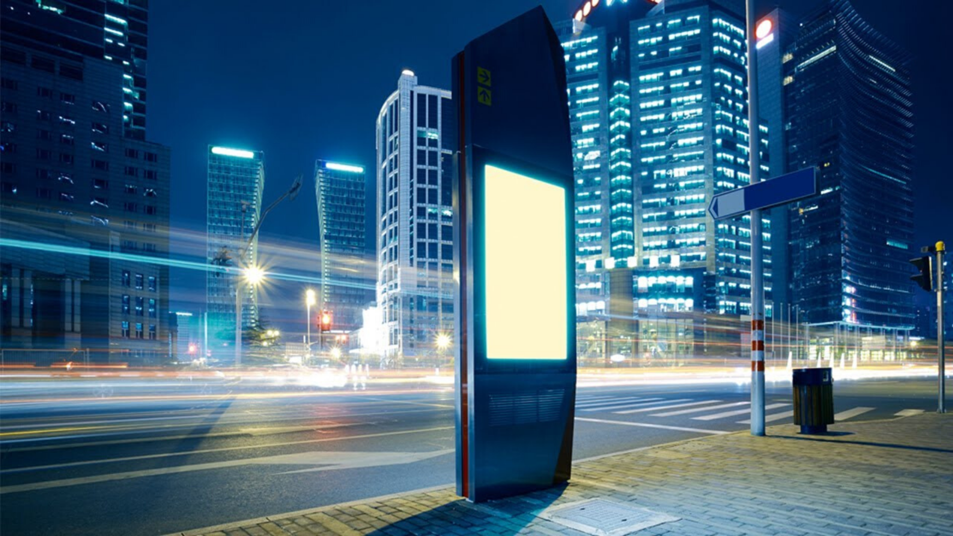 Click to find out the benefits of SCHOTT CONTURAN® glass for clear, reflection-free displays